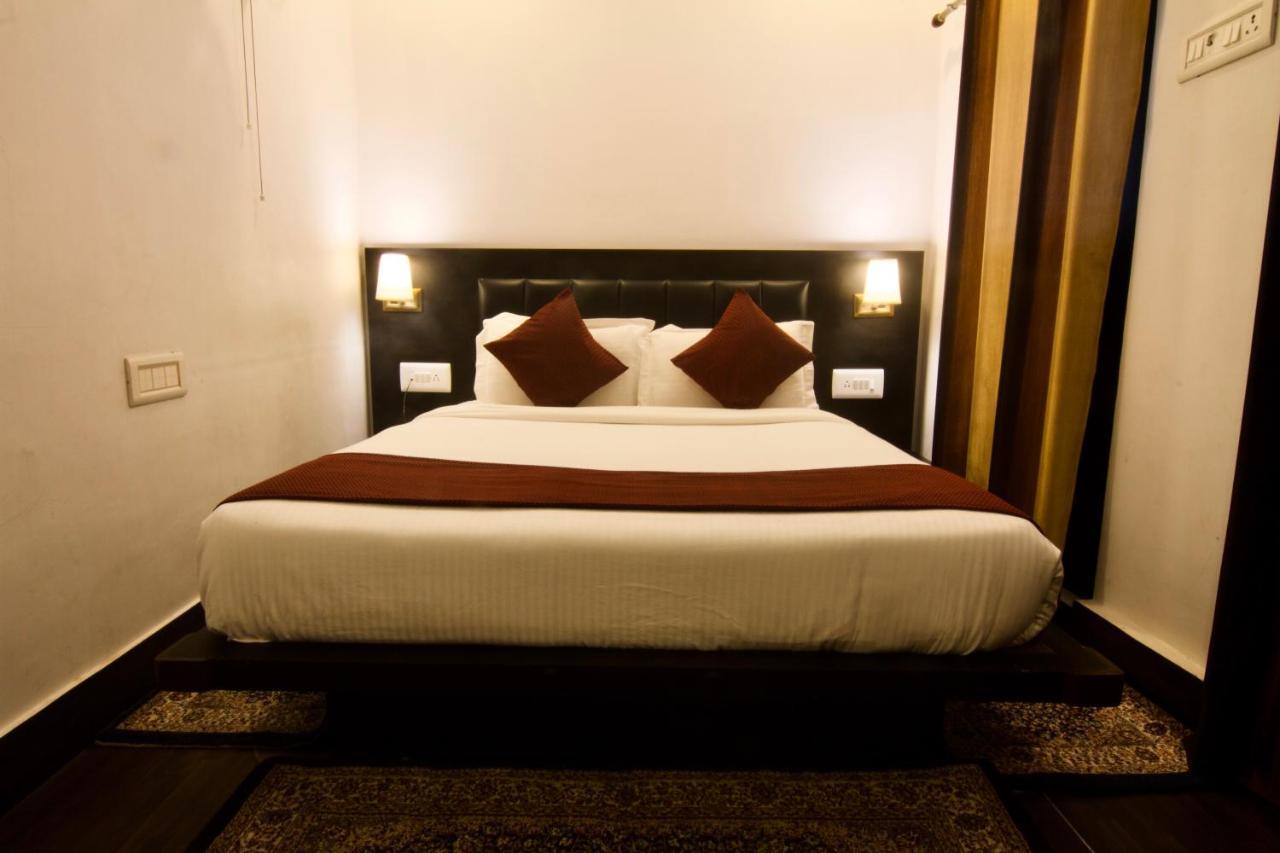 Samskara & Samsara Hotel Lansdowne Ngoại thất bức ảnh
