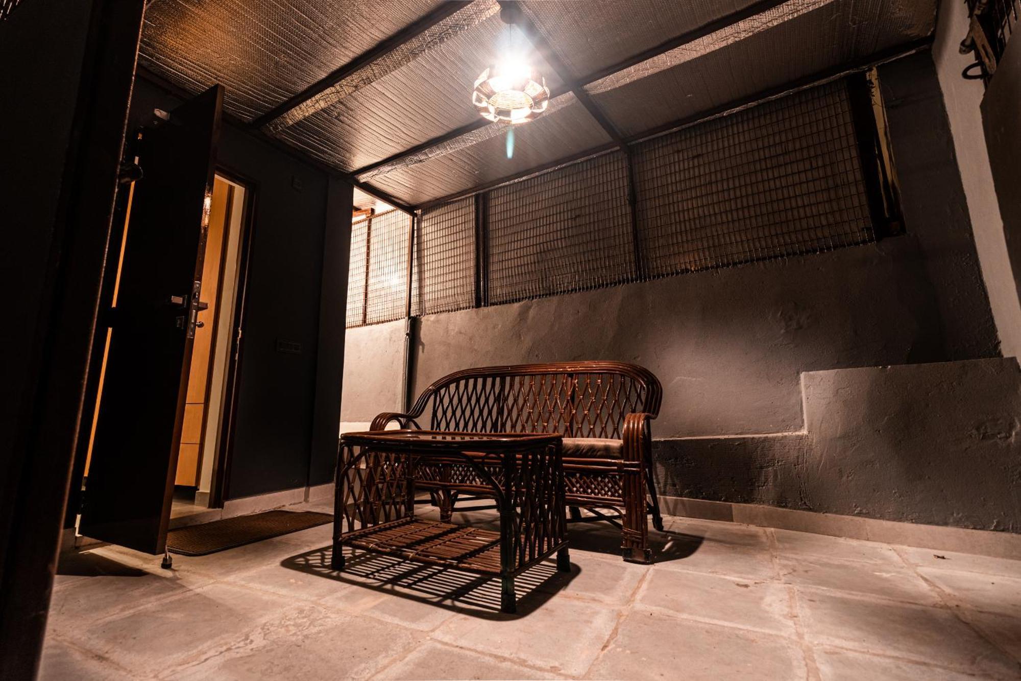 Samskara & Samsara Hotel Lansdowne Ngoại thất bức ảnh